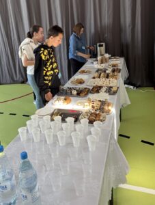 Słodki poczęstunek przygotowany dla uczestników Wojewódzkiego Turnieju BRD